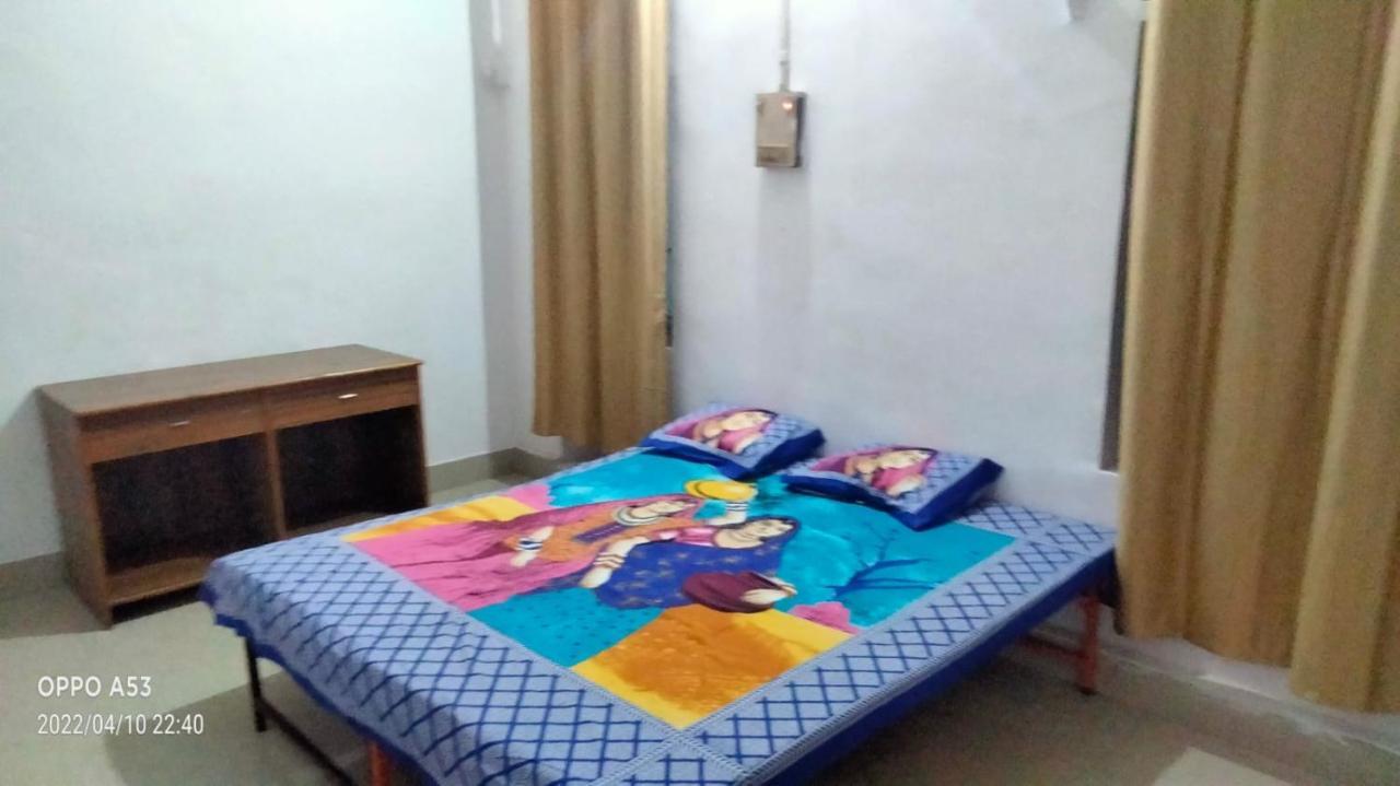 Shri Swami Sheetal Das Sewa Trust Varanasi Exterior foto