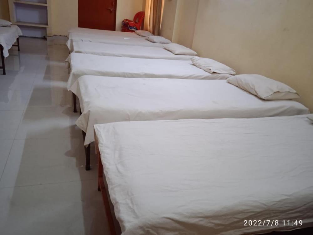 Shri Swami Sheetal Das Sewa Trust Varanasi Exterior foto